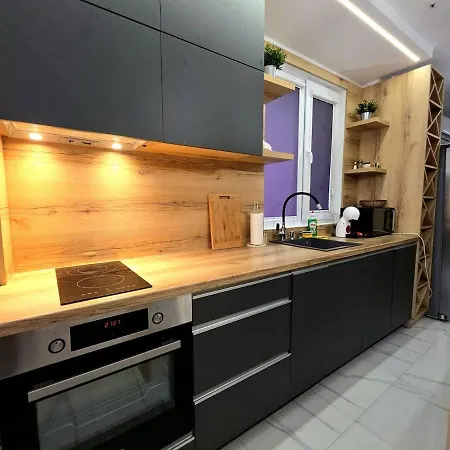 Three-room In The Center Of Apartament