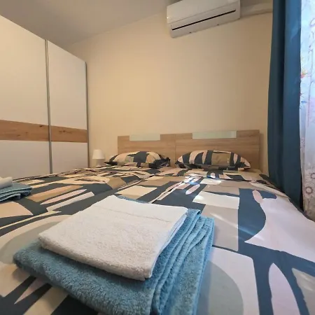 Apartament Three-room In The Center Of *