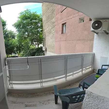 Three-room In The Center Of